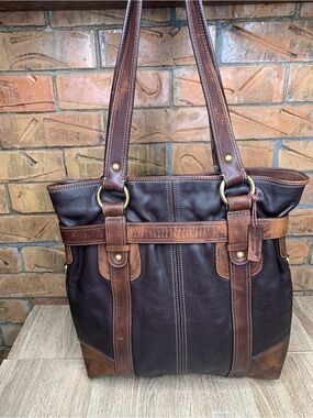 Vintage Liz Claiborne Leather Shoulder Bag